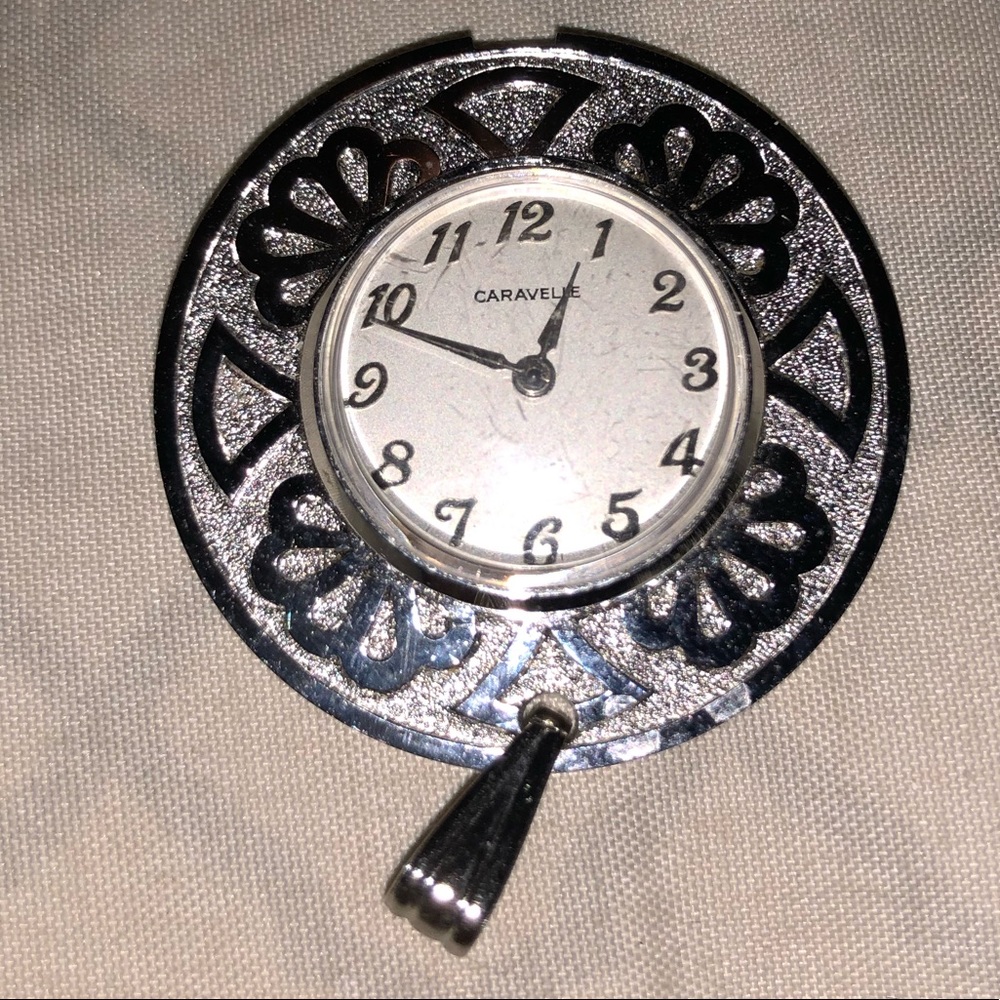 Amazing caravele watch pendent